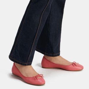 Like New Coach Flats⭐️
